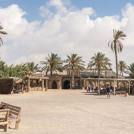 Kfar Hanokdim - Glamping & Camping Arad Exterior foto