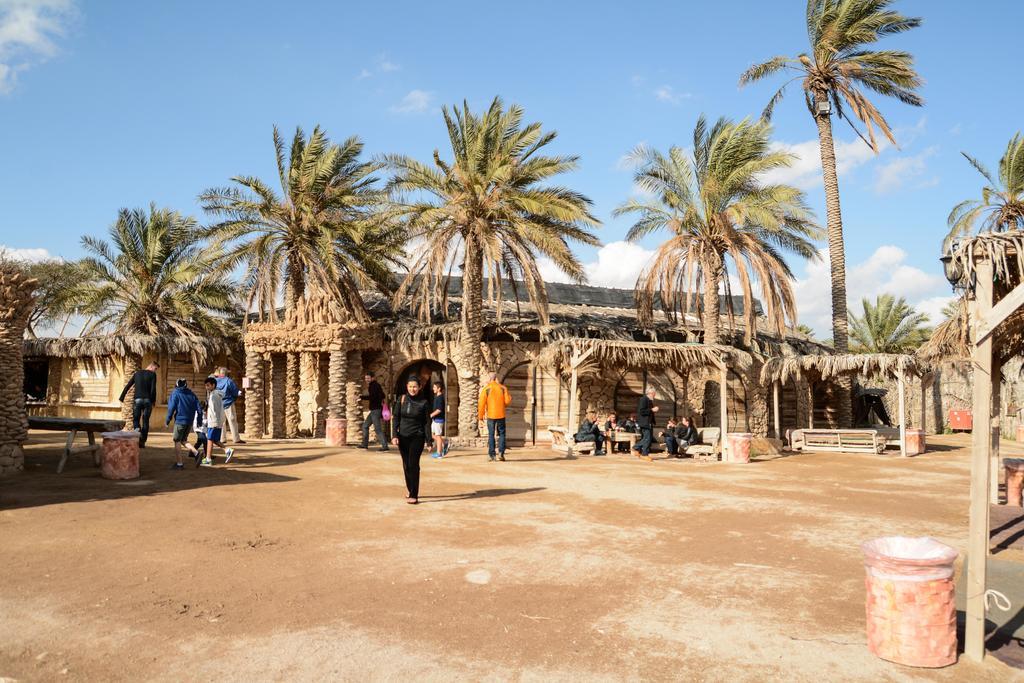 Kfar Hanokdim - Glamping & Camping Arad Exterior foto